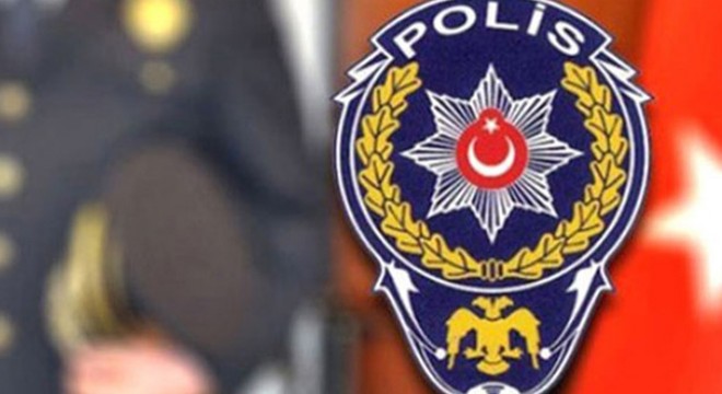 Poliste iki müdürün yeri değişti