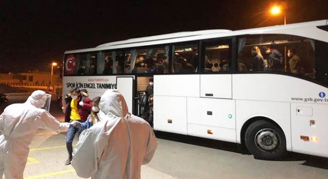 Polonya’dan 212 Türk vatandaşı Ordu’ya getirildi