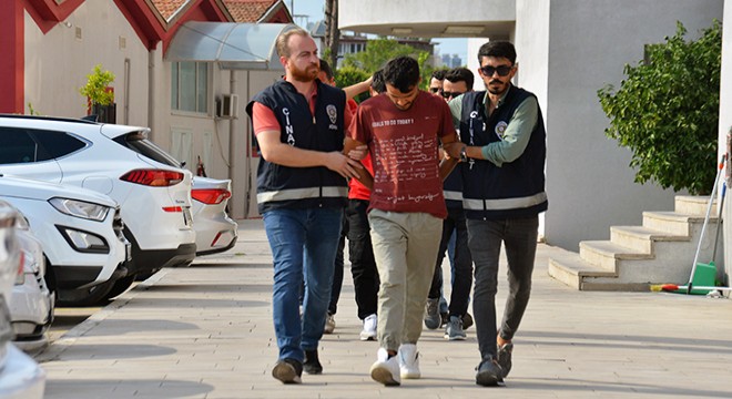 Pompalı tüfekle 3 polisi yaraladı; ‘Hasmım zannettim’ dedi