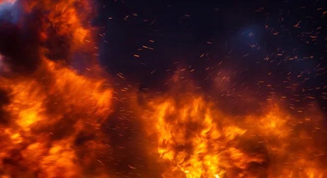 Prefabrik yapı imalathanesinde korkutan yangın