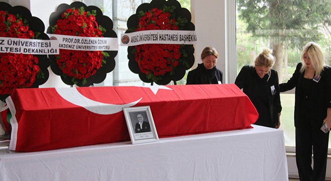 Prof. Dr. Coşkun Usta, Antalya da son yolculuğuna uğurlandı