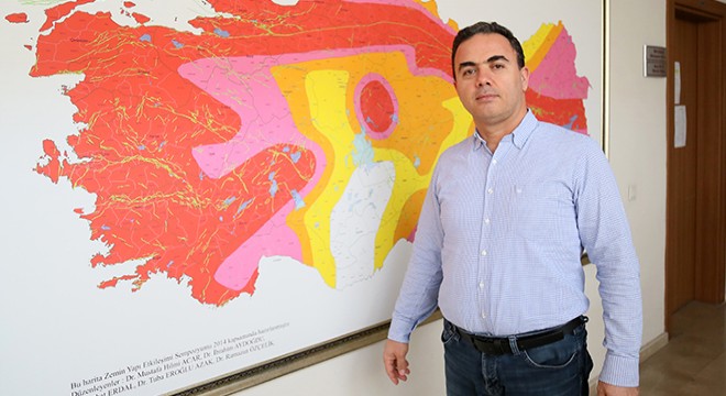 Prof. Dr. Özçelik: Akdeniz deki faylar bilinmiyor