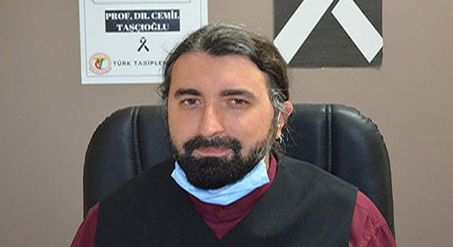 Psikiyatri kliniğinde doktora bıçaklı saldırı girişimi