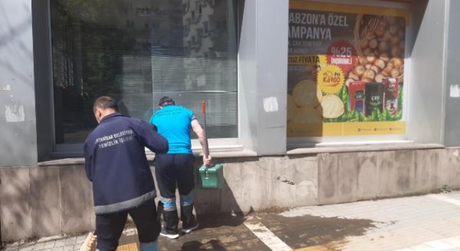 Rastgele ateş açtığı silahla intihar etti