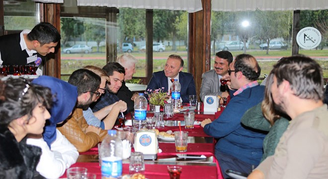 Rektör Ünal engelli öğrencilerle bir araya geldi