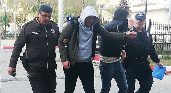 Restorandan içki hırsızlığı kamerada