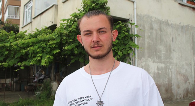 Rize'de eğik 3 katlı bina için 'önlem' talebi