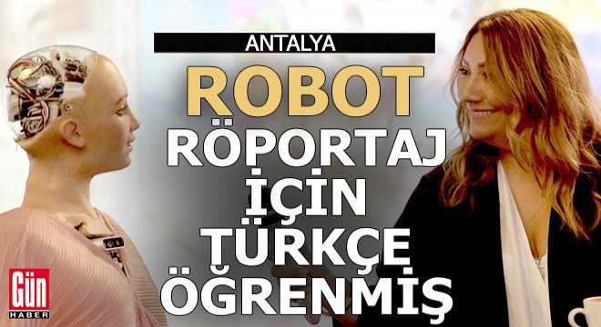 Robot Sophia röportajı ödül getirdi