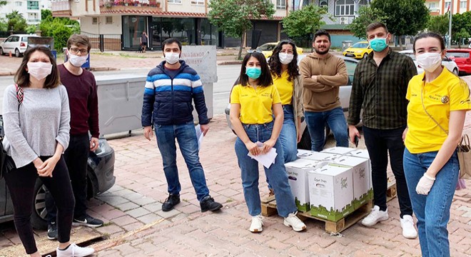 Rotary ve Rotaractlardan gıda yardımı