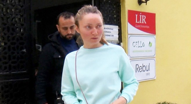 Rus Olesia'nın telefonunu gasbeden 4 şüpheli tutuklandı
