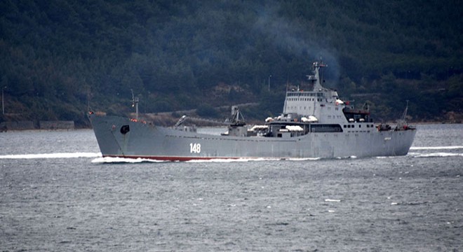 Rus savaş gemisi 'Orsk' Akdeniz'e iniyor