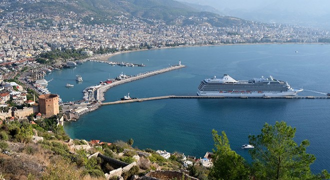 Ruslar konut için en çok Alanya'yı tercih etti