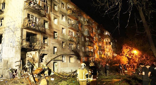 Rusya'dan Kiev'e balistik füze saldırısı: 9 ölü