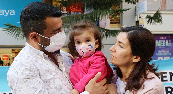 SMA hastası 'Deniz' bebek için broşür dağıttılar