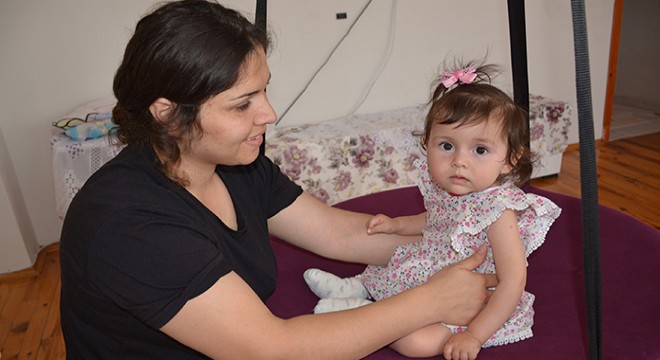 SMA hastası Kumsal, tedavi için yardım bekliyor