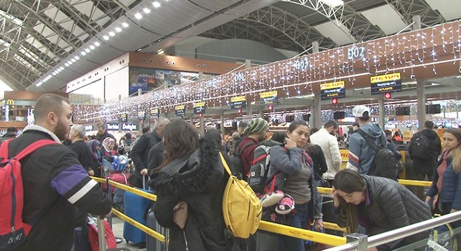 Sabiha Gökçen Havalimanı’nda yılbaşı tatili yoğunluğu