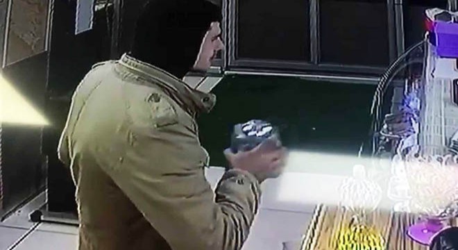 Sadaka kutularını çaldı, 'Alkollüydüm, hatırlamıyorum' dedi