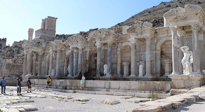 Sagalassos'un gözdesi Antoninler Çeşmesi