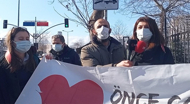 Sağlık çalışanını öldürmüştü: 'Bıçakla üzerine düştüm' dedi