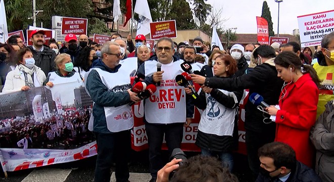 Sağlık çalışanları iş bıraktı