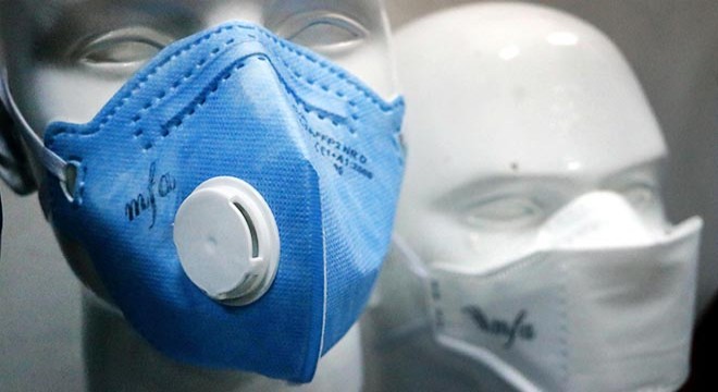 Sağlık çalışanlarının maske ihtiyacını karşılıyorlar