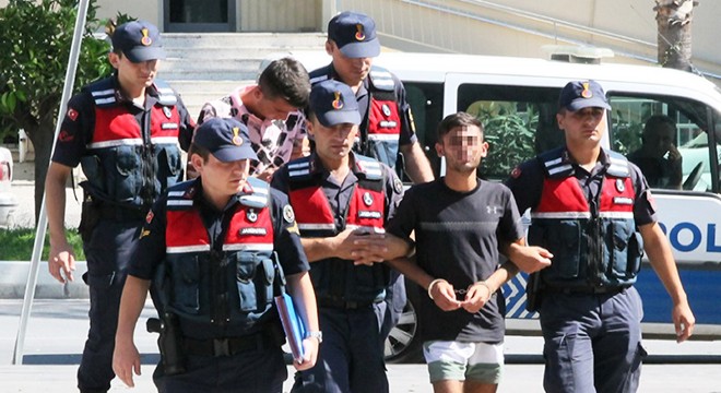 Sahil hırsızları jandarmadan kaçamadı