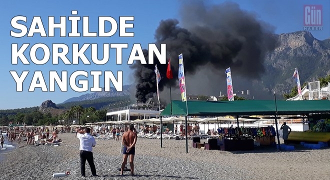 Sahildeki restoranın deposu yandı, turistler endişeyle izledi