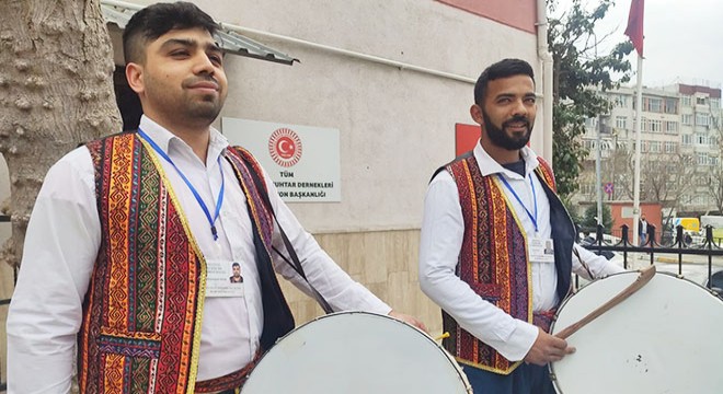 Sahte davulcuya karşı 'yaka kartı' uyarısı