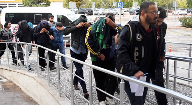 Sahte özürlü raporu aldıran şebekenin şifresi, 'cam balkon'