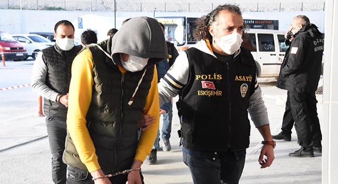 Sahte para transferiyle dolandırıcılık yapan 6 şüpheli yakalandı