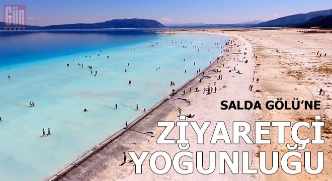 Salda Gölü'ne ziyaretçi yoğunluğu