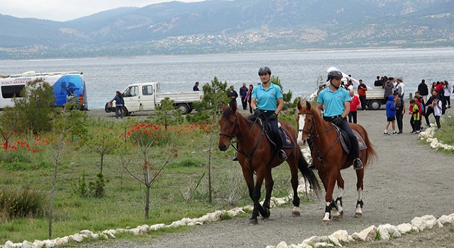 Salda Gölü nde atlı jandarma göreve başladı
