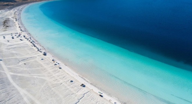 Salda Gölü ne boğulma tehlikesi geçirdiler