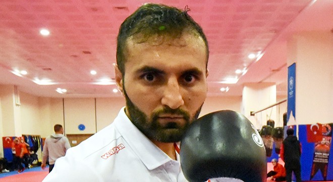 Şampiyon kick boksçunun hedefi dünya şampiyonluğu