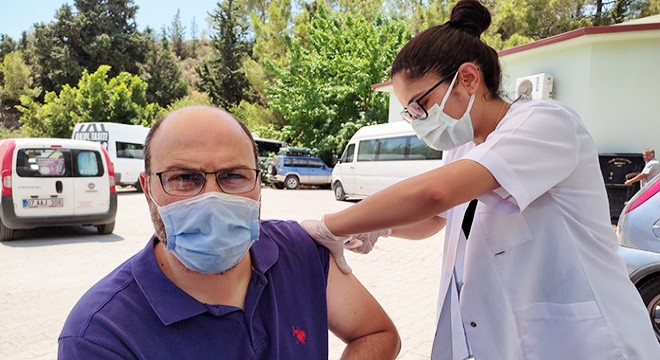 Sanayi çalışanlarına yerinde aşı uygulaması