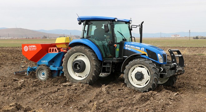 Sandıklı da patates ekimi başladı