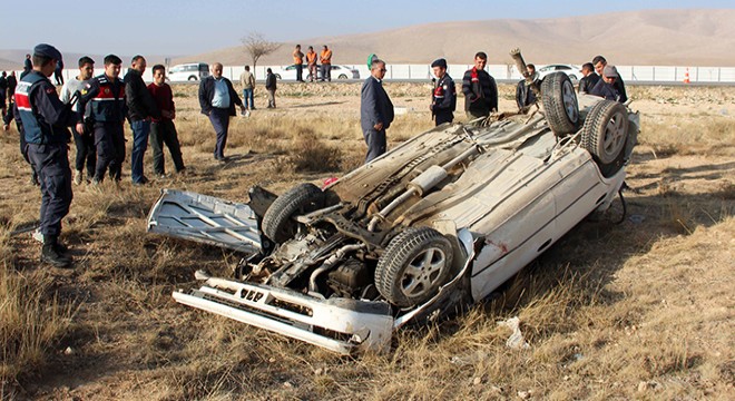 Şarampole devrilen otomobilin sürücüsü öldü