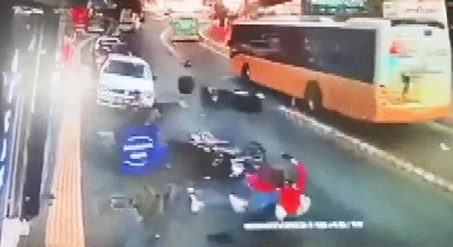 Sarıyer'de motosikletlilerin feci kazası kamerada