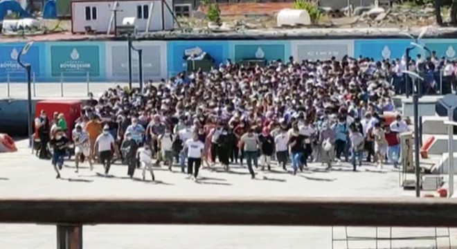 Şaşkınlık yaratan "vapur koşusu" görüntüsü