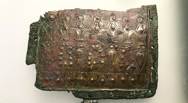 Satala'da Urartu savaşçısının bronz kemeri bulundu