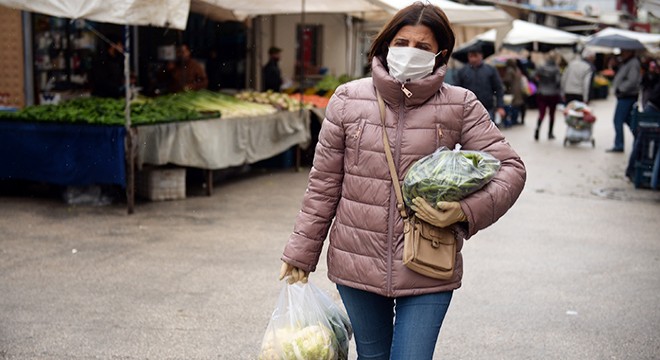 Sebze ve meyve fiyatları düştü ama pazarlar boş kaldı