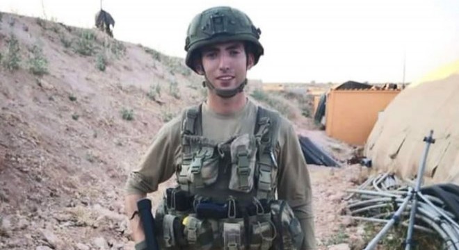 Şehit Enes Özgül'ün cenazesi helallik için baba evine getirildi