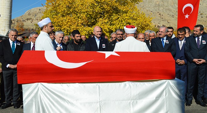 Şehit Fethi Sekin'in babası, toprağa verildi