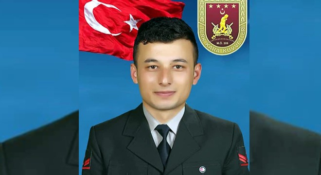 Şehit Uzman Çavuş Abdurrahman Topuksuz, son yolculuğuna uğurlandı
