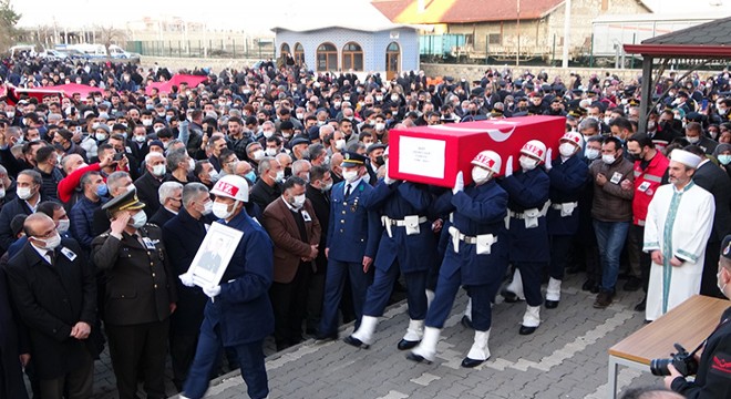 Şehit Uzman Çavuş Çelik, son yolculuğuna uğurlandı