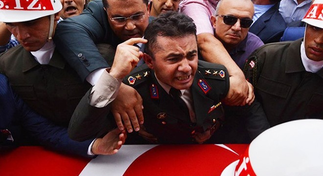 Şehit ağabeyi eski yarbay Alkan, FETÖ'den beraat etti