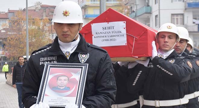 Şehit komiser yardımcısı, memleketine uğurlandı