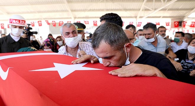 Şehit uzman onbaşı, Gaziantep'te toprağa verildi