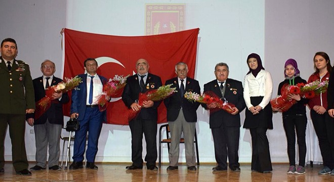 Şehit ve gazilere saygı konferansı