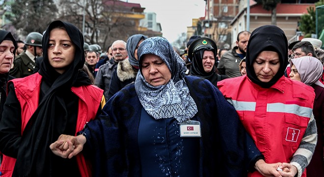 Şehit Halil Demir için evinde helallik alındı